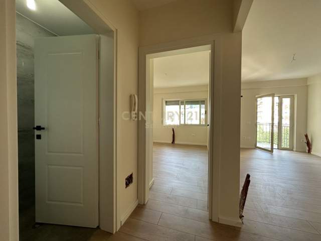 Tirane, shes apartament Kati 3, 57 m² 95.000 Euro (21 dHJETORI)