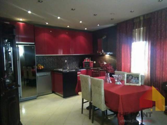 Tirane, shitet apartament duplex 3+1+BLK Kati 5, 161 m² 1.200 Euro/m2 (Rruga Rreli)