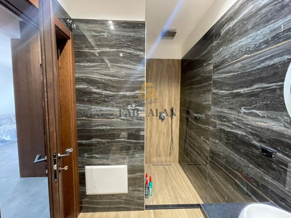 APARTAMENT 1+1 PER SHITJE NE VLORE!