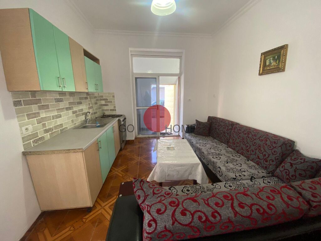 JEPET APARTAMENT 1+1 ME QERA , KAMEZ