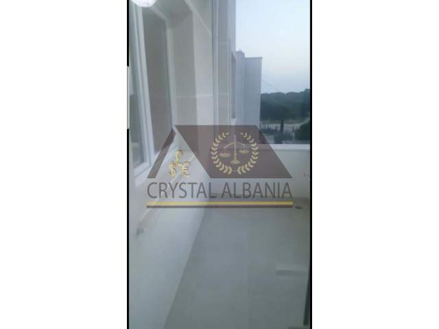 Gjiri Lalezit, shitet apartament 1+1+BLK Kati 2, 52 m² 1.200 Euro/m2 (Gjiri I Lalzit)