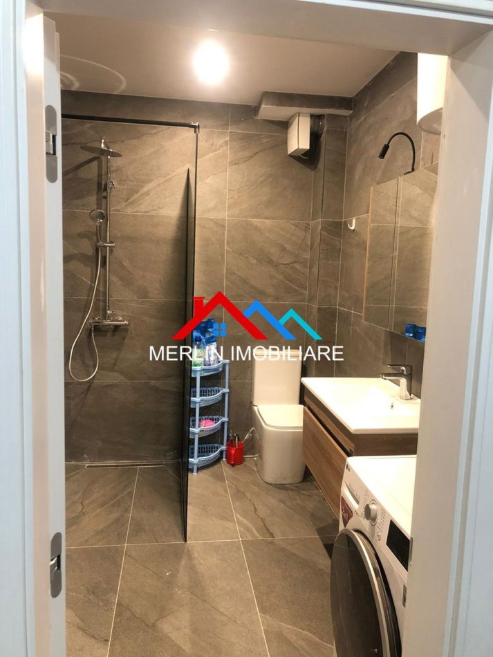 Tirane, jepet me qera apartament 3+1 Kati 6, 160 m² 800 € (Komuna Parisit(Prokop Mima))