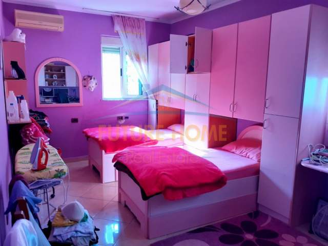 Durres, ofert shtepi 1 Katshe Kati 1, 228 m² 170.000 Euro (Lagjia E Re)