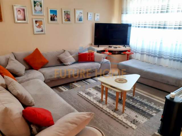 Durres, ofert shtepi 1 Katshe Kati 1, 228 m² 170.000 Euro (Lagjia E Re)