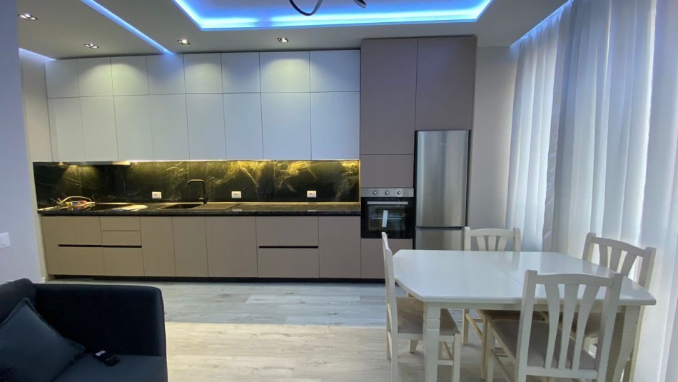 Apartament 2+1+2 per qira tek Rruga e Dibres!