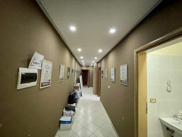 Tirane, shes apartament 2+1+A+BLK Kati 2, 150 m² 145.000 Euro (Astir te Alpha Bank)