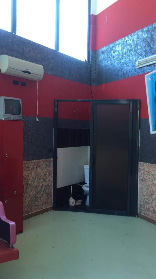 Elbasan, shitet ambjent biznesi 2.000 m² 170.000 Euro