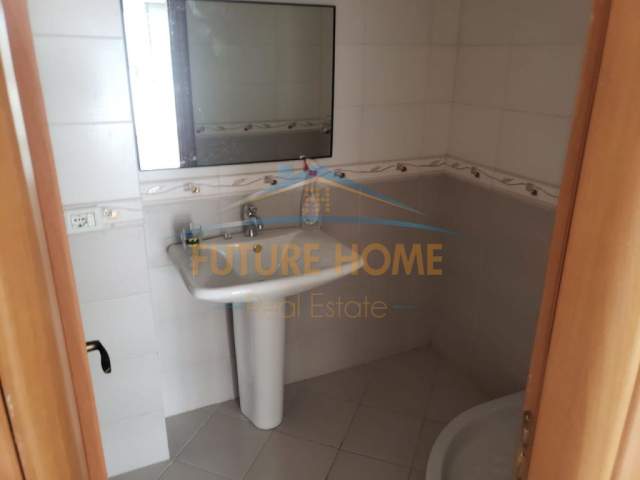 Tirane, shes apartament 2+1+BLK Kati 7, 121 m² 146.000 Euro (Rruga e Barrikadave)