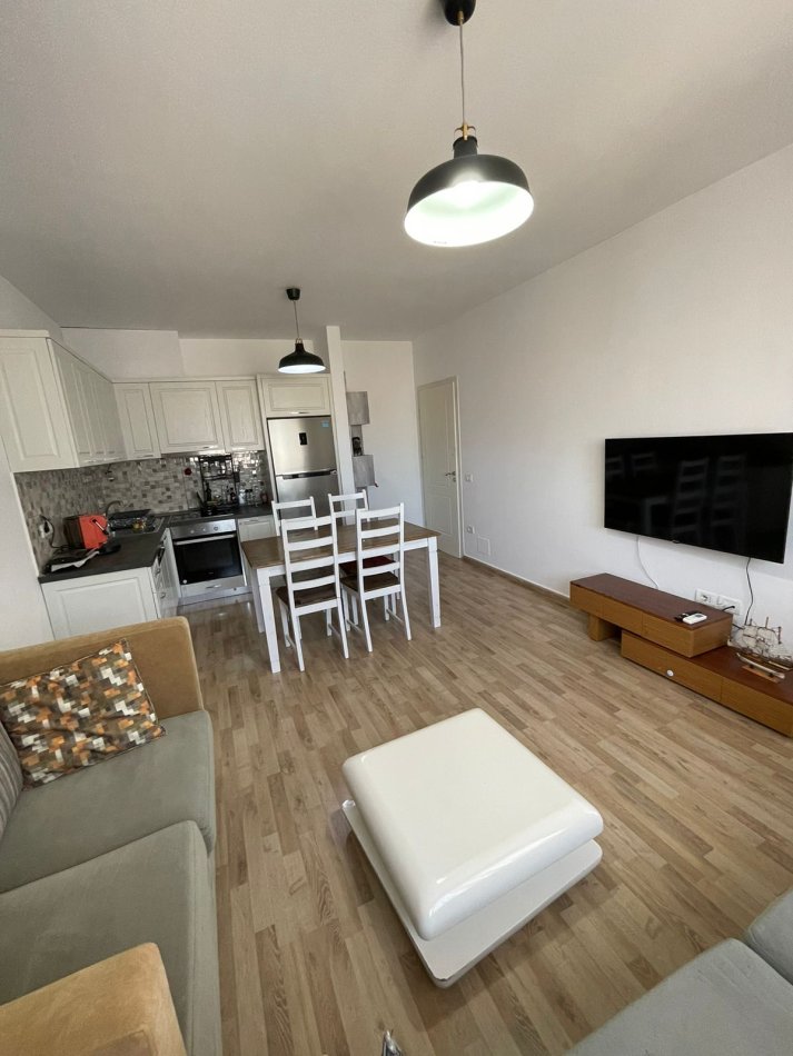 Tirane, jepet me qera apartament 2+1 Kati 8, 80 m² 550 € (Astir)
