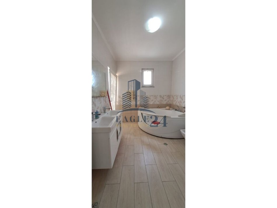 Tirane, shes apartament+verande | Penthouse 3+1+Aneks+Ballkon Kati 10, 294 m² (SELVIA,QENDER)