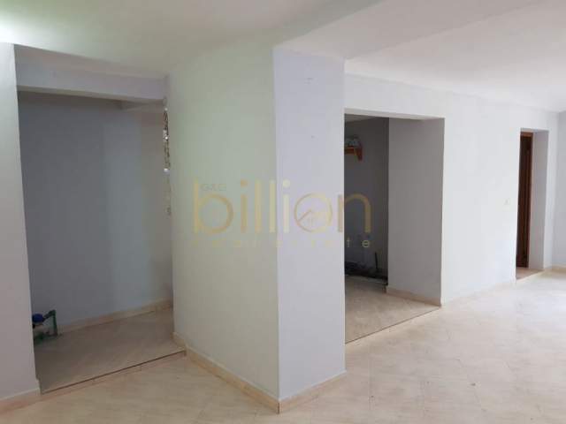Tirane, shitet dyqan Kati -1, 50 m² 48.000 Euro (Ish Ekspozita, Tirana, Albania)