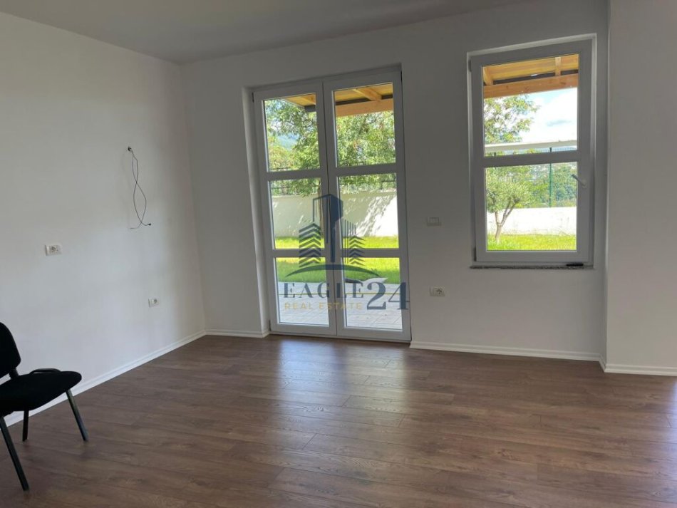 Tirane, shes apartament 3+1+Ballkon Kati 0, 138 m² 220.000 € (FRESK,LINZE)