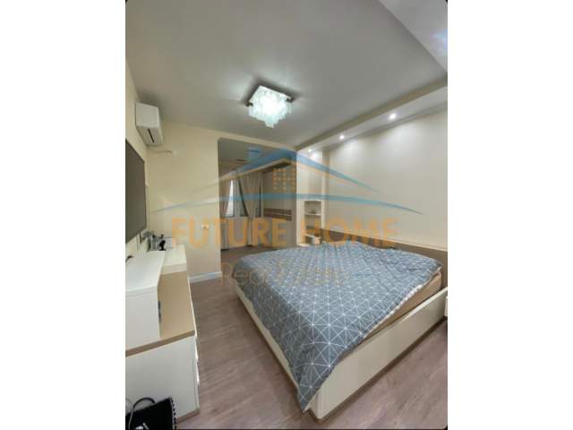 Tirane, shes apartament 3+1+BLK Kati 8, 138 m² 135.000 Euro (Rruga Teodor Keko)