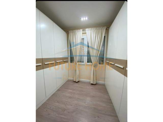 Tirane, shes apartament 3+1+BLK Kati 8, 138 m² 135.000 Euro (Rruga Teodor Keko)