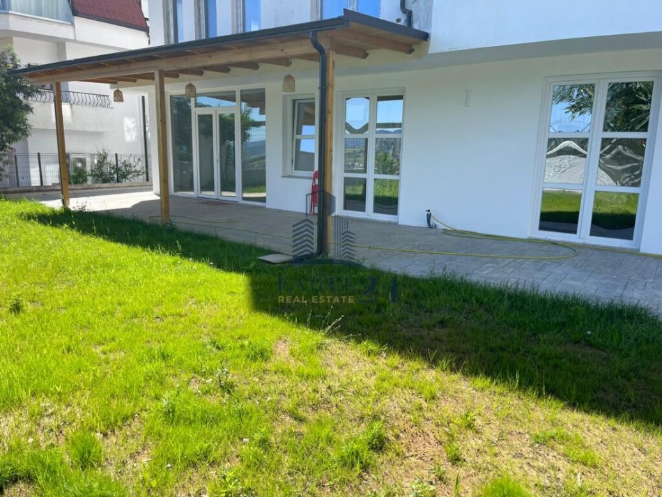 Tirane, shes apartament 3+1+Ballkon Kati 0, 138 m² 220.000 € (FRESK,LINZE)
