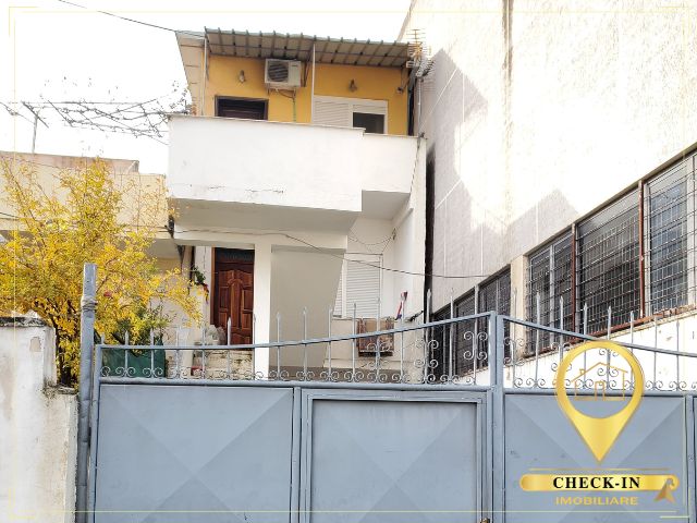 Tirane, shitet Vile 3 Katshe 191 m² 240.000 Euro (Kodra e Priftit)