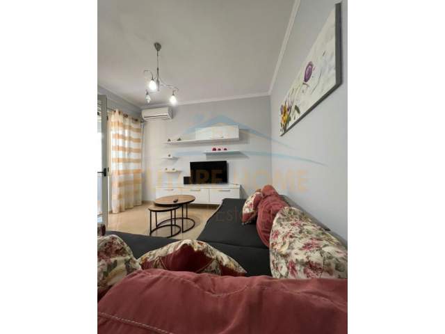 Tirane, shitet apartament 2+1+BLK Kati 5, 87 m² 95.000 Euro (Yzberisht)