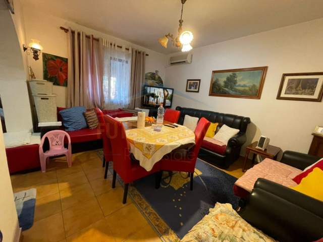 Tirane, shes apartament 3+1 Kati 5, 87 m² 100.000 Euro (Bulevardi Zogu I.)