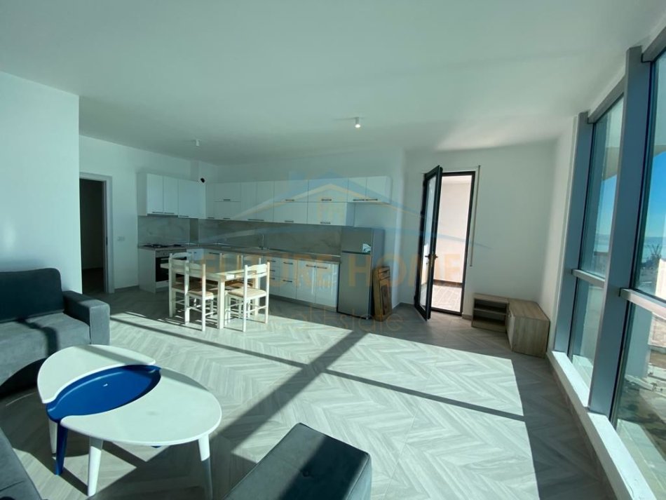 Durres, jepet me qera apartament 1+1 Kati 12, 89 m² 750 € (Vollga, Durres)