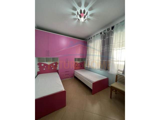 Tirane, shitet apartament 2+1+BLK Kati 5, 87 m² 95.000 Euro (Yzberisht)