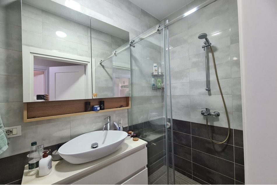 Tirane, shitet apartament 2+1 Kati 3, 78 m² 199.000 € (21 Dhjetori)