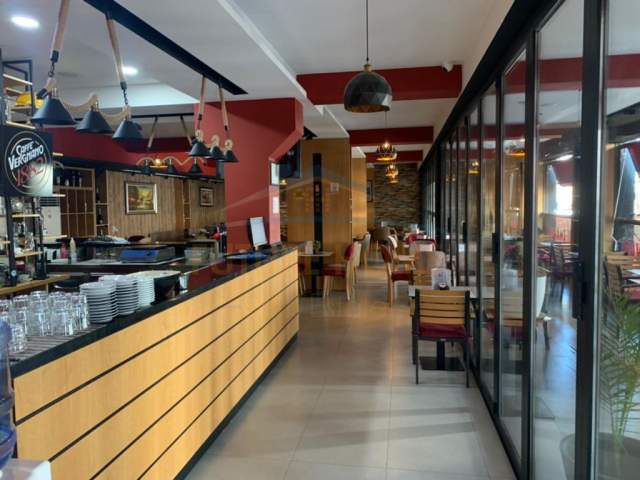 Durres, ofert lokal Kati 2, 222 m² 240.000 Euro (Prane Markates)