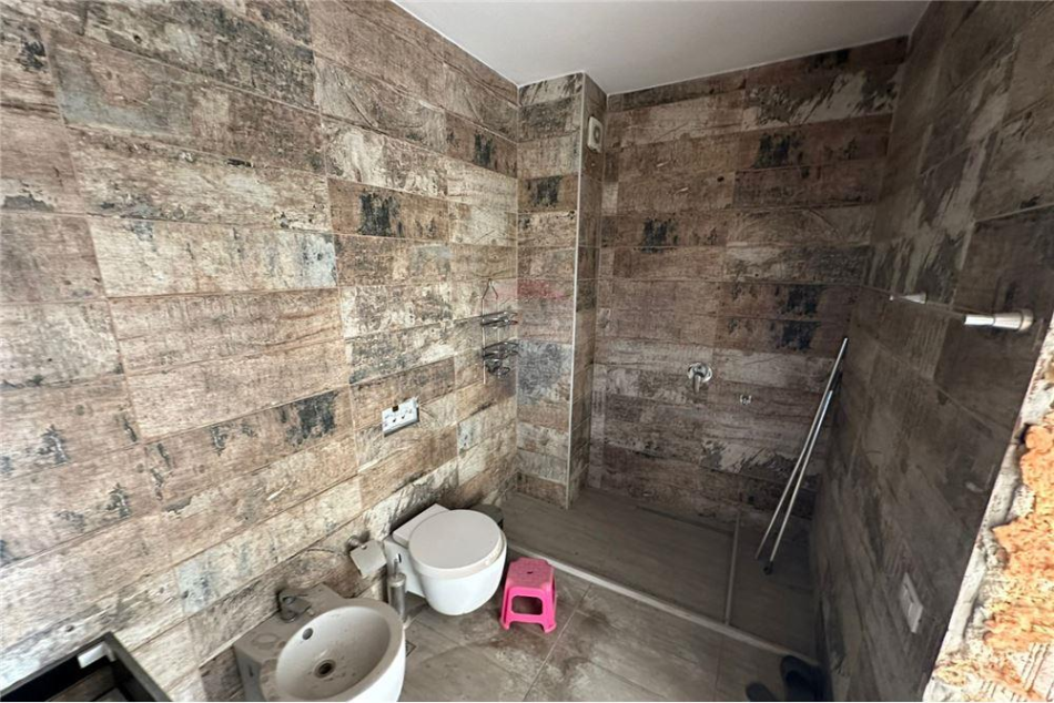 Tirane, shitet apartament 1+1 , 103 m² 109.000 € (Rruga Bedri Karapici - Rruga e Kavajës, Shqipëri)