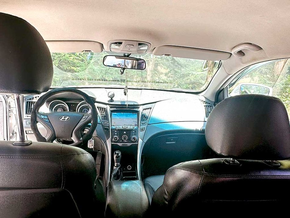 Tirane, shes makine HYUNDAI SONATA Gaz, gri metalizato automatik Klima 116.000 km 6.900 €