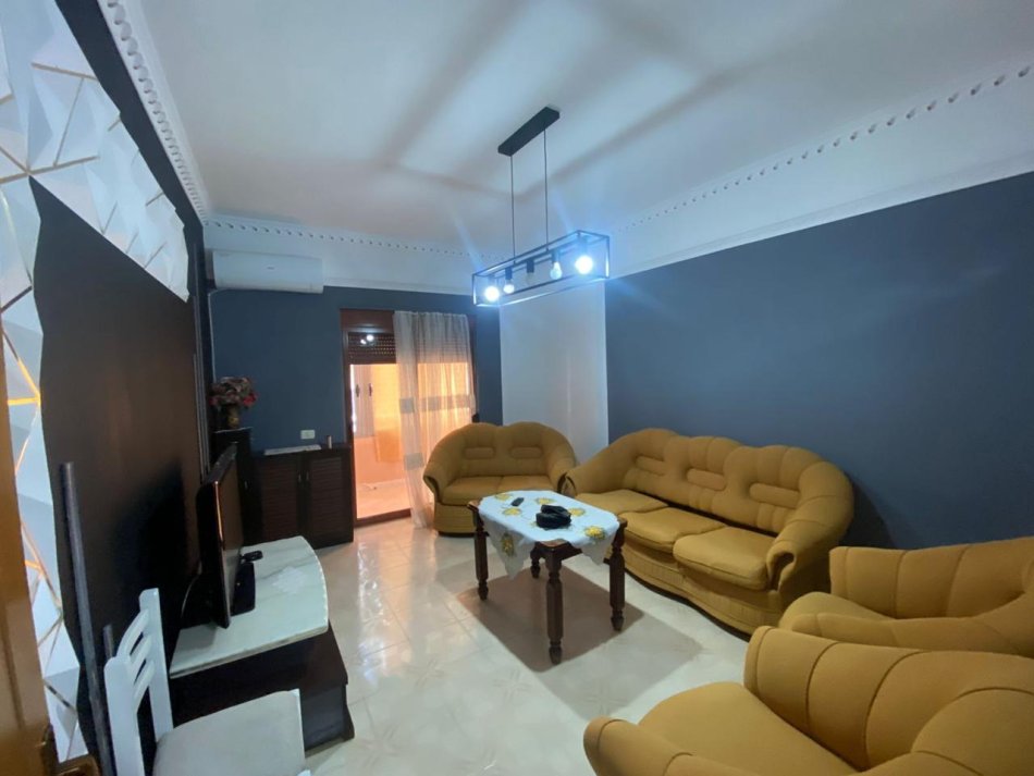 Durres, shitet apartament 1+1 Kati 5, 70 m² 85.000 €