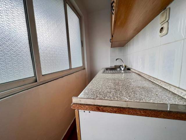 Tirane, shitet apartament 1+1 Kati 2, 59 m² 68.000 Euro (Rruga e Kavajes)