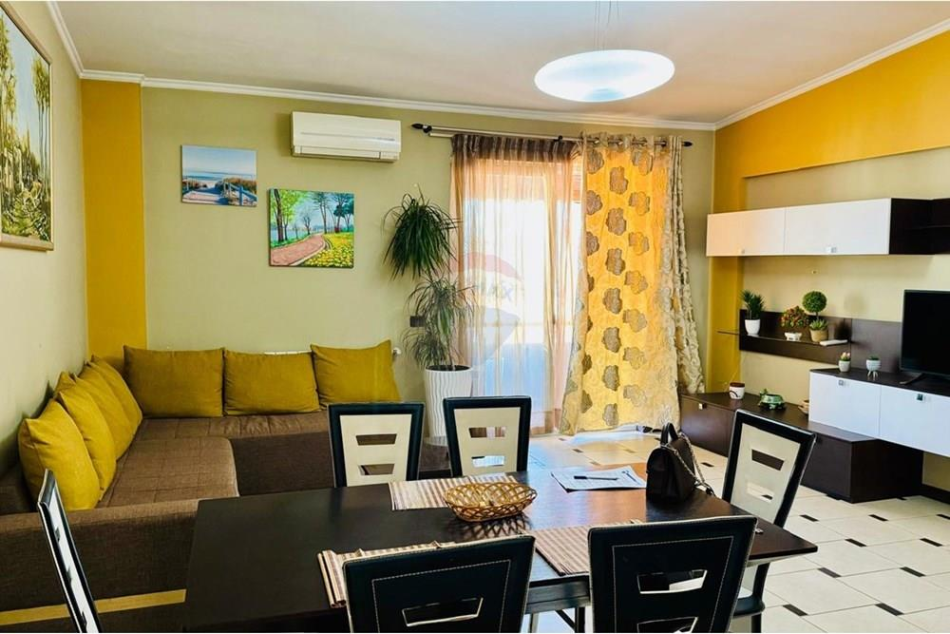 Tirane, jap me qera apartament 2+1+Aneks+Ballkon Kati 7, 130 m² 600 € 