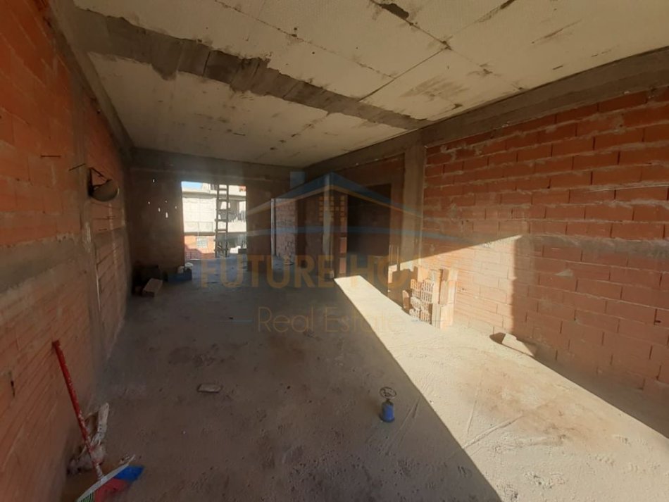 Durres, shitet Vile 2 Katshe Kati 0, 227 m² 100.000 € (ne Spitalle, Durres)
