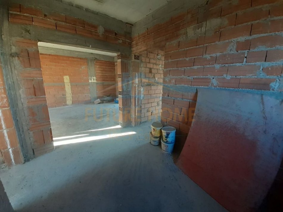 Durres, shitet Vile 2 Katshe Kati 0, 227 m² 100.000 € (ne Spitalle, Durres)