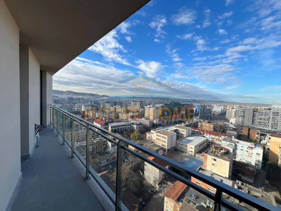 Tirane, shes apartament 2+1+Ballkon Kati 12, 94 m² 260.000 € (Mine Peza)