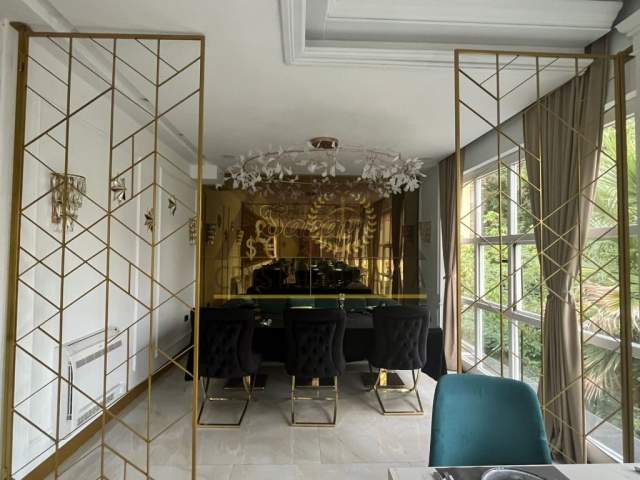 Tirane, jepet me qera ambjent biznesi Kati 2, 200 m² 2.500 Euro (Rruga "Nikoll  Lena")