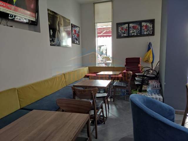 Tirane, shitet ambjent biznesi Kati 0, 60 m² 120.000 Euro (Rruga Frosina Plaku)