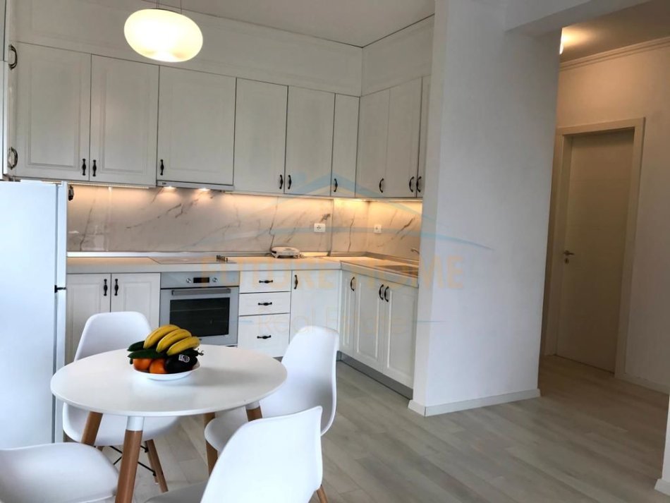 Durres, jepet me qera apartament 1+1 Kati 2, 65 m² 1.500 € (Gjiri i Lalezit, Durres)