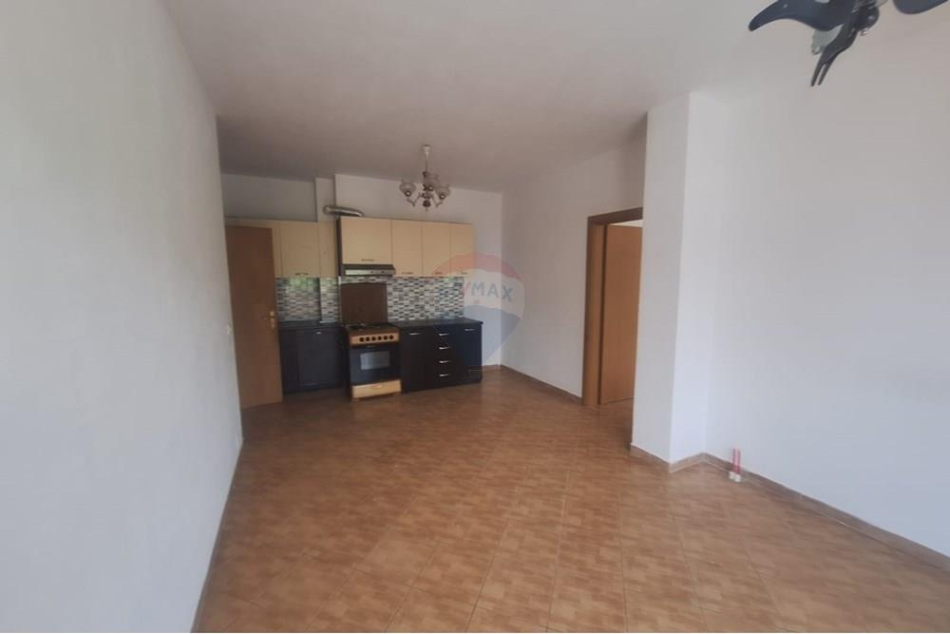 Tirane, shitet apartament 2+1 Kati 3, 116.000 € (Rruga e Thesarit, Tiranë)