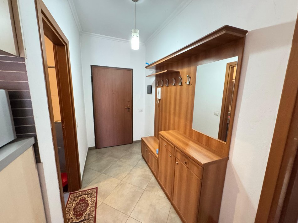 Tirane, jepet me qera apartament 2+1 Kati 2, 90 m² 550 € (don bosko)