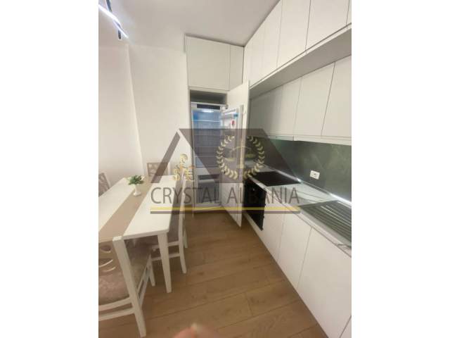 Tirane, jepet me qera apartament 1+1+BLK Kati 3, 75 m² 400 Euro