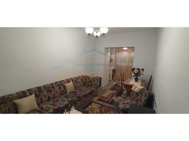 Tirane, shes apartament 3+1 Kati 0, 104 m² 105.000 Euro (Rruga Don Bosko)