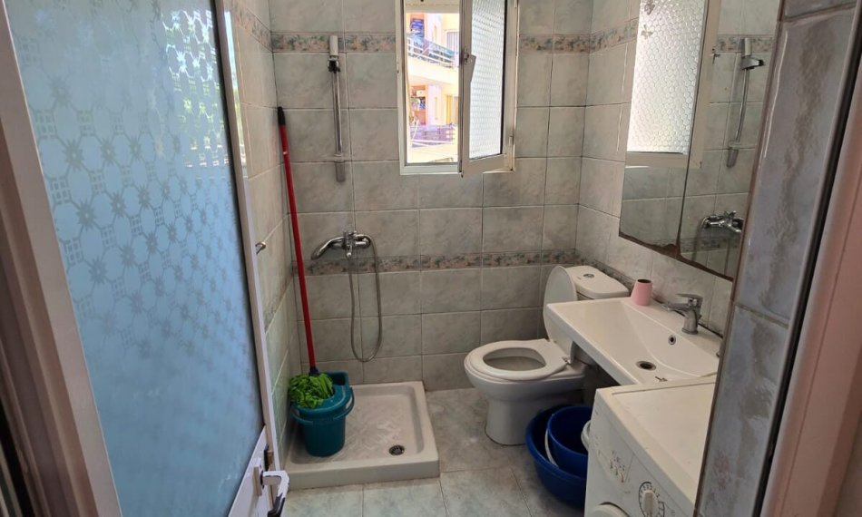 Tirane, shitet apartament 1+1 Kati 3, 51 m² 88.000 € (Rruga Hoxha Tahsim)