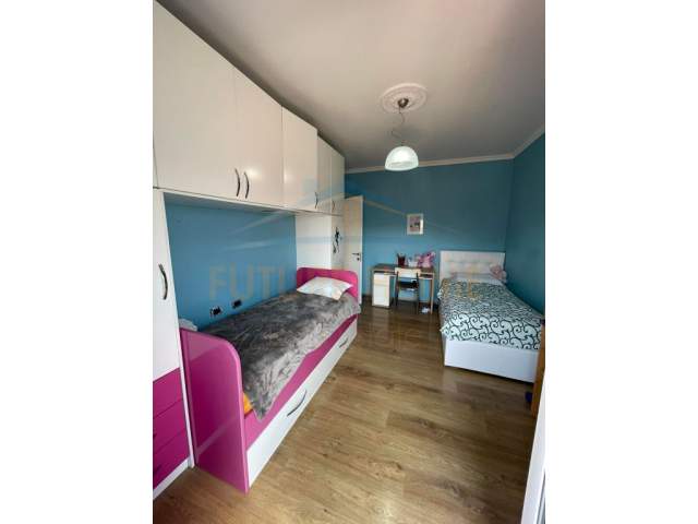 Tirane, shes apartament 2+1 Kati 7, 113 m² 145.000 Euro (Ish Parku Autobusave)