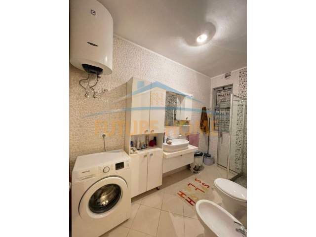 Tirane, shitet apartament 1+1+BLK Kati 5, 69 m² 80.000 Euro (Teodor Keko)