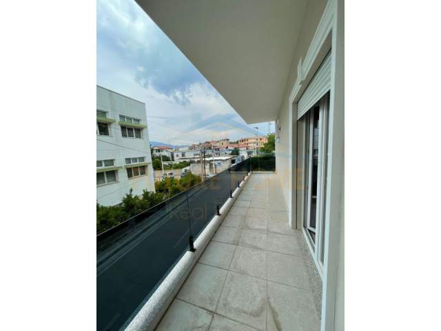 Tirane, shes Vile 306 m² 300.000 Euro (Selitë) UNA26333