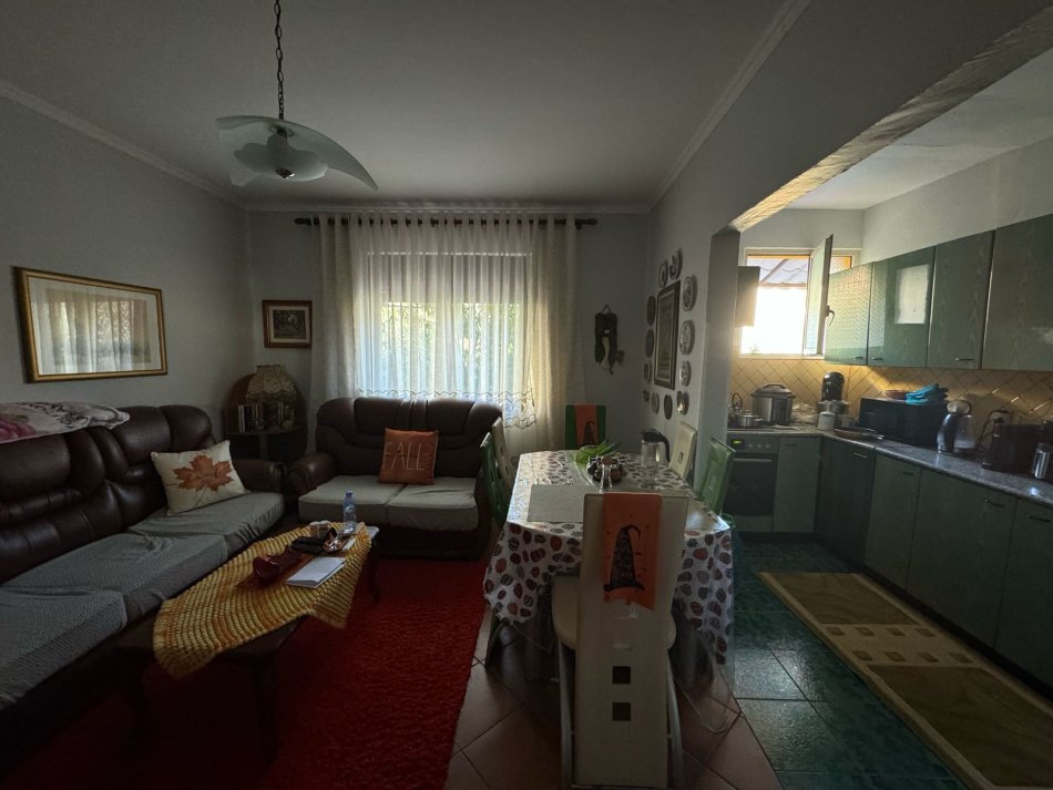 Durres, shitet apartament 2+1 Kati 2, 71 m² 84.000 € (Ali Dem)