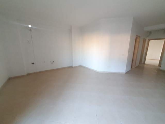 Vlore, shitet apartament 2+1+A+BLK Kati 8, 92 m² 77.000 Euro (Rruga e Cipajve)