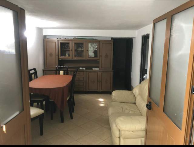 Tirane, jepet me qera 1+1 150 Euro