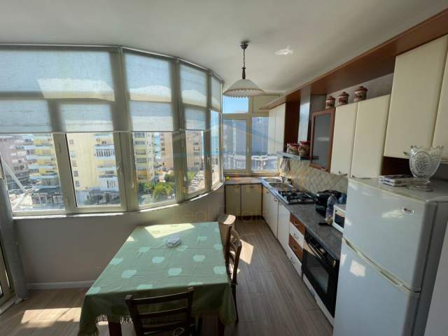 Durres, jepet me qera apartament 1+1+BLK Kati 5, 70 m² 350 Euro (Me Pamje Deti, Ne Vollga, Durres)