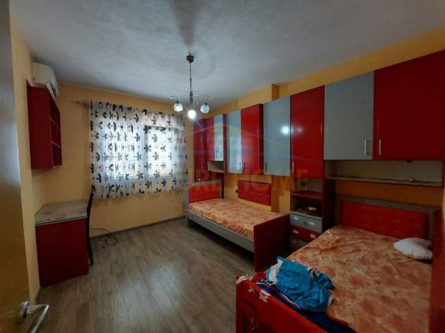 Durres, shitet apartament 3+1+BLK Kati 11, 138 m² 100.000 Euro (Ish Rajoni, Durres)